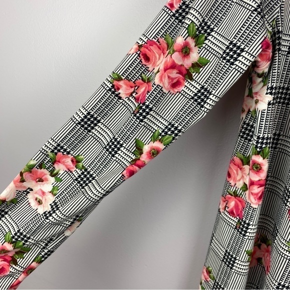 FRUMOS Plaid Floral Open Front Long Sleeve Cardigan Medium - Picture 7 of 11